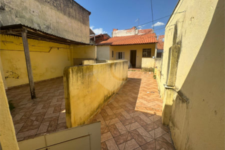 Casa à venda com 4 quartos, sendo 1 suíte, em Vila Maria, Itapetininga, SP