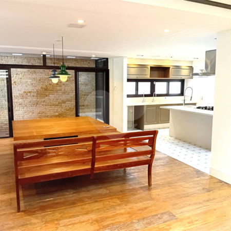 Casa de Vila à venda com 4 suítes em Granja Julieta, São Paulo, SP