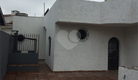 Sobrado à venda com 4 quartos, sendo 1 suíte,  em Santo Amaro, São Paulo, SP