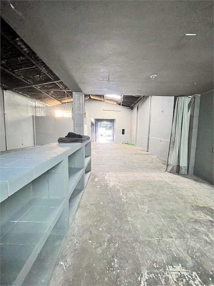Galpão para alugar, 274 m² por R$ 10.000,02 - Vila Matias - Santos/SP