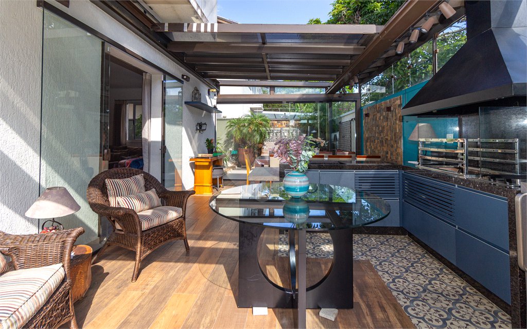 Casa à venda com 4 suítes no condomínio Sunset Brooklin, São Paulo - SP