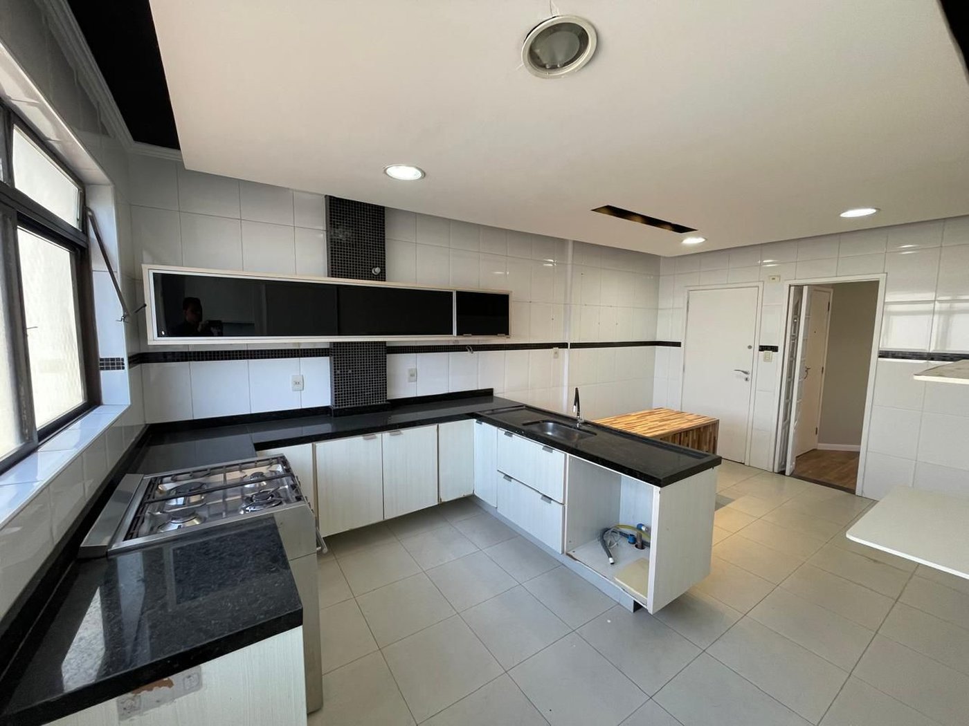 Cobertura com 4 dormitórios, 255 m² - venda por R$ 1.800.000,00 ou aluguel por R$ 16.000,00/mês - Embaré - Santos/SP