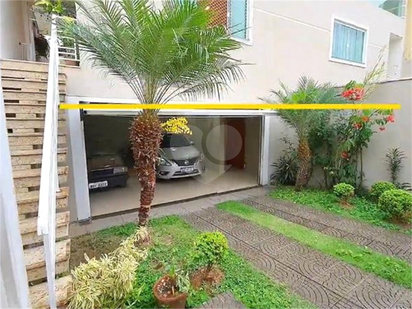Sobrado à venda com 3 quartos, sendo 1 suíte,  em Parque Vitória, São Paulo, SP