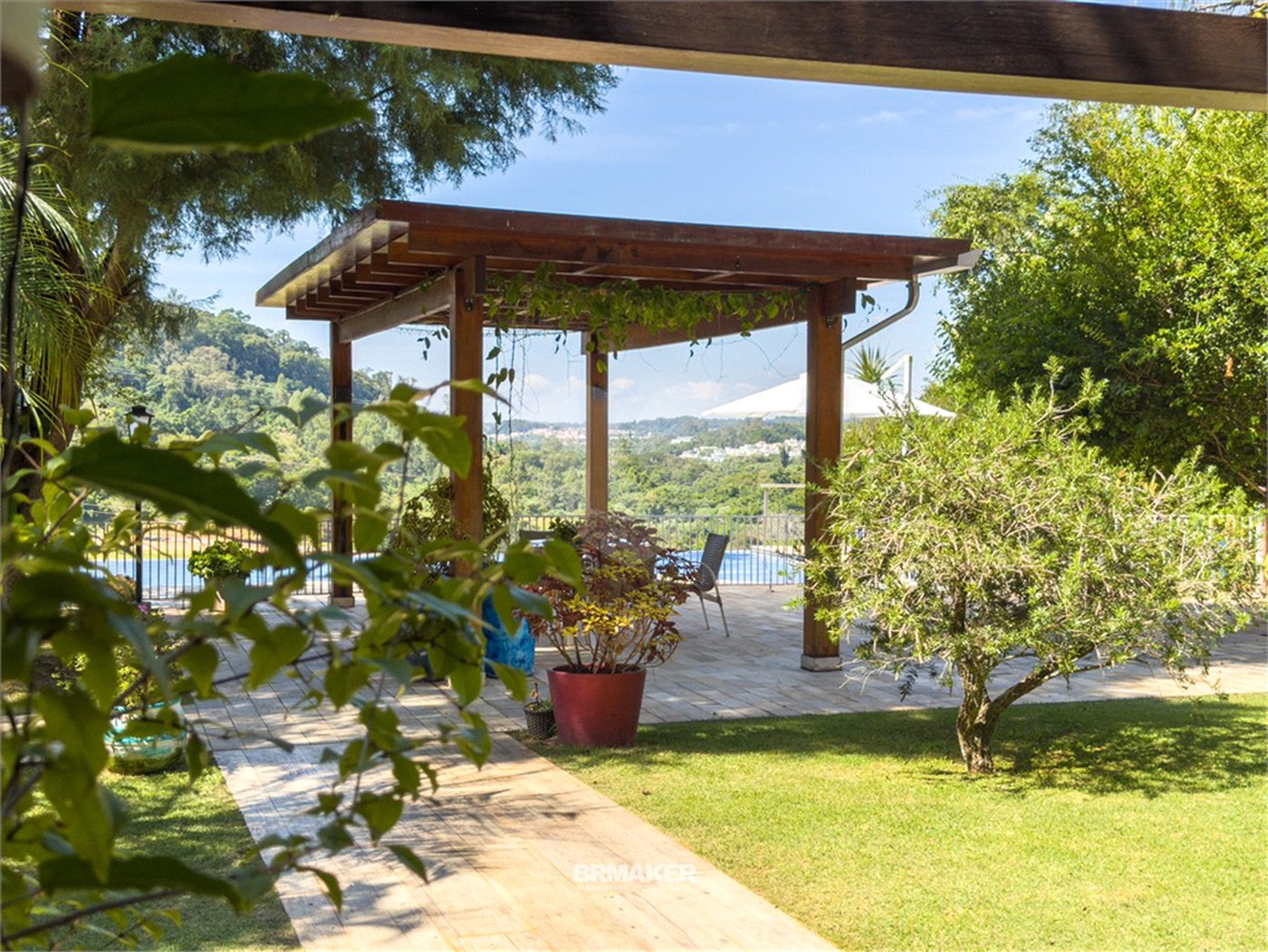 Casa à venda com 5 suítes no condomínio São Joaquim, Vinhedo - SP