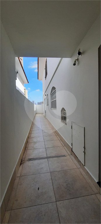 Sobrado à venda com 3 quartos, sendo 1 suíte, em Vila Firmiano Pinto, São Paulo, SP