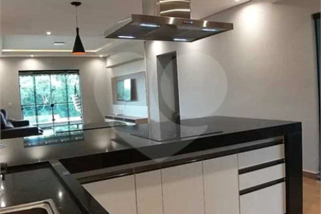 Chácara à venda com 3 quartos, sendo 1 suíte, em Caguassu, Sorocaba, SP