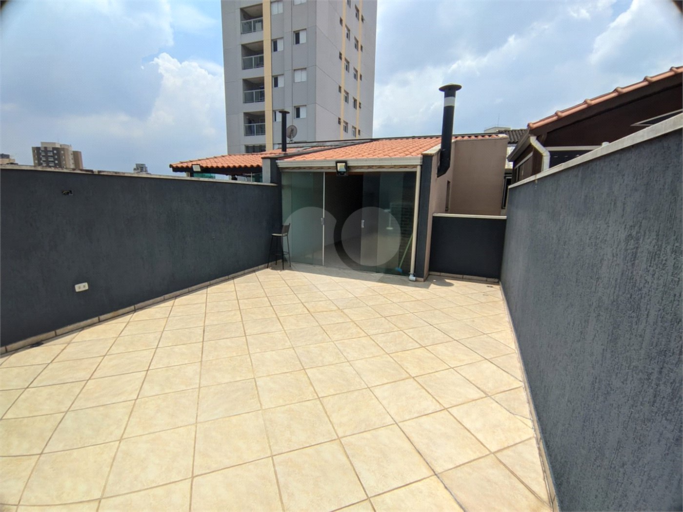 Cobertura à venda com 2 quartos, sendo 1 suíte,  em Vila Scarpelli, Santo André, SP