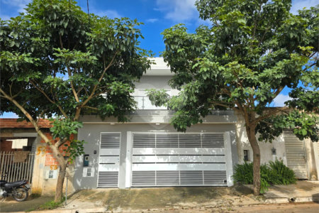 Casa à venda com 3 quartos, sendo 2 suítes, em Portal dos Pinheiros II, Itapetininga, SP