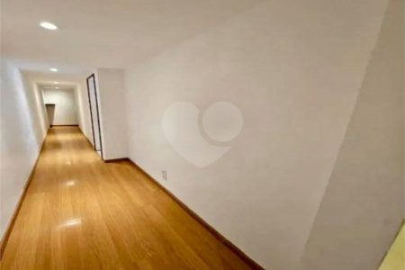Apartamento à venda com 3 quartos, sendo 1 suíte, em Tijuca, Rio de Janeiro, RJ