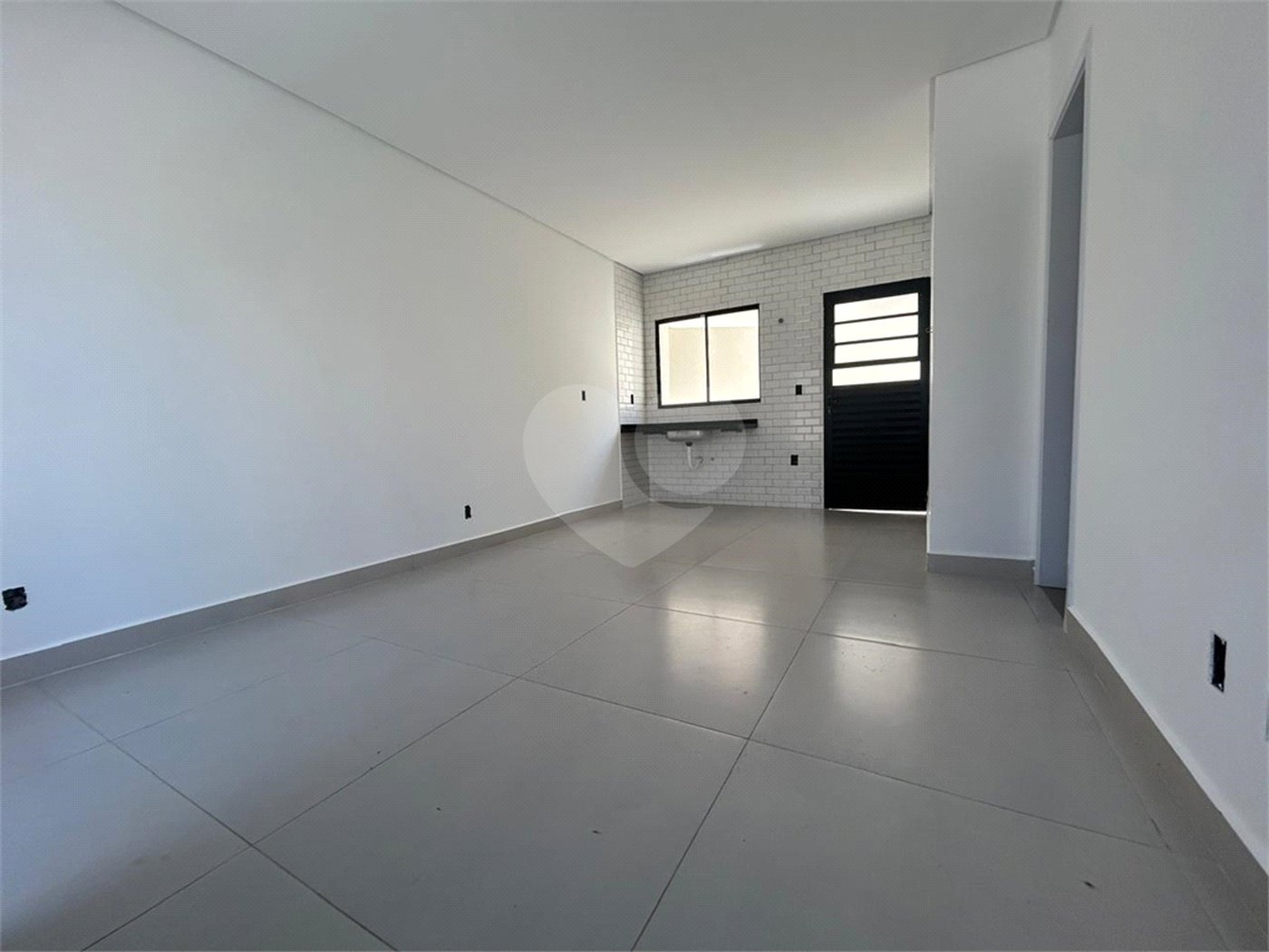 Casa de Vila à venda com 2 quartos em Jardim Europa, Sorocaba, SP
