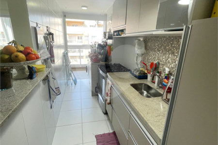 Apartamento à venda com 2 quartos, sendo 1 suíte, em Recreio dos Bandeirantes, Rio de Janeiro, RJ