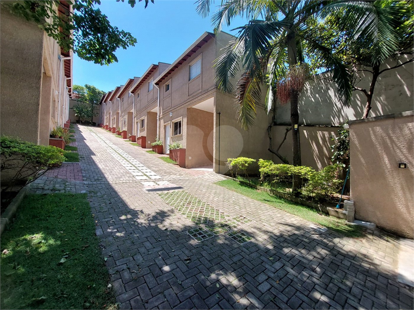 Casa para alugar com 2 suítes no condomínio Residencial Atucuri, São Paulo - SP
