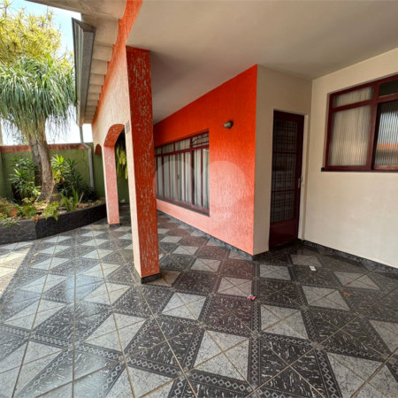 Casa à venda com 3 quartos, sendo 1 suíte, no Centro, Itapetininga, SP