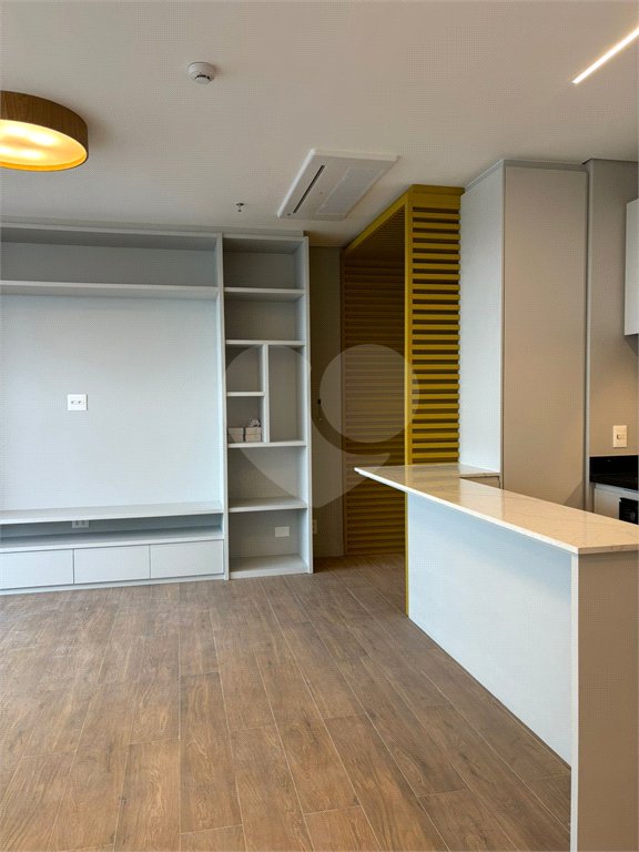 Apartamento à venda com 2 quartos, sendo 1 suíte, em Jardim das Acácias, São Paulo, SP