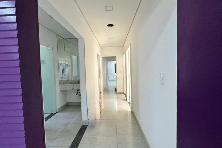 Imóvel Comercial para Venda e Locação no bairro Alto.