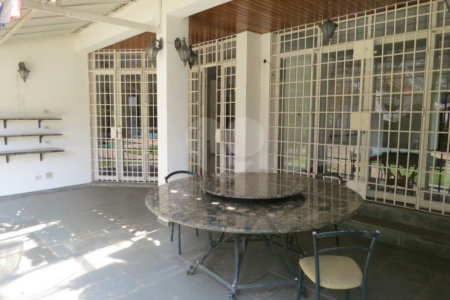 Casa de Vila à venda com 4 suítes em Morumbi, São Paulo, SP