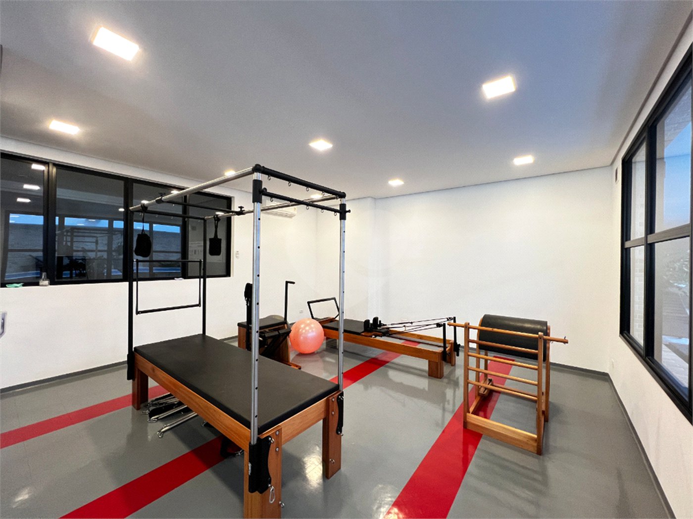 Apartamento à venda com 2 quartos, sendo 1 suíte, em Alto da Boa Vista, São Paulo, SP