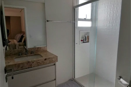 Apartamento à venda com 3 suítes em Vila Ipojuca, São Paulo, SP