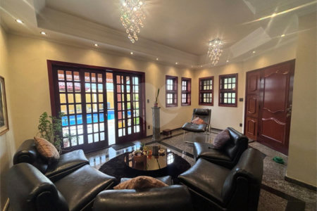 Casa à venda com 4 quartos, sendo 2 suítes,  no condomínio Granja Olga Ii, Sorocaba - SP