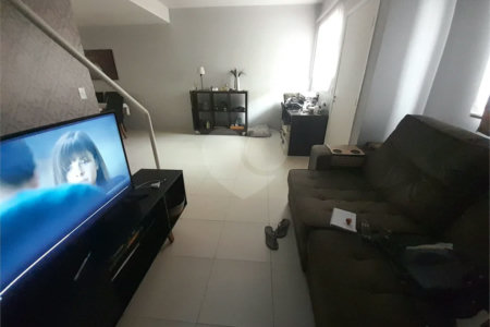 Casa à venda com 3 quartos, sendo 1 suíte, no condomínio Village Jardim Versailles, Jundiaí - SP