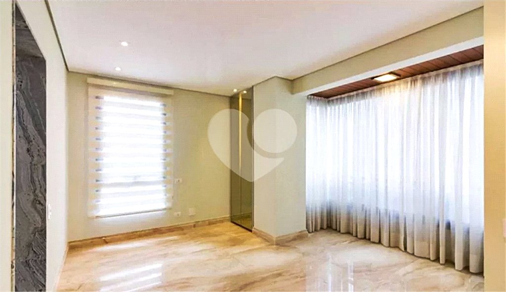 Apartamento à venda com 4 quartos, sendo 3 suítes, em Santana, São Paulo, SP