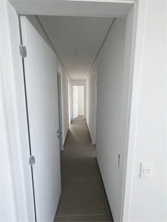 Apartamento à venda com 3 quartos, sendo 2 suítes, em Jardim das Acácias, São Paulo, SP