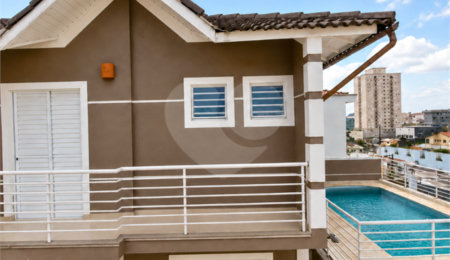 Casa à venda com 3 quartos, sendo 1 suíte,  em Vila Guilherme, São Paulo, SP