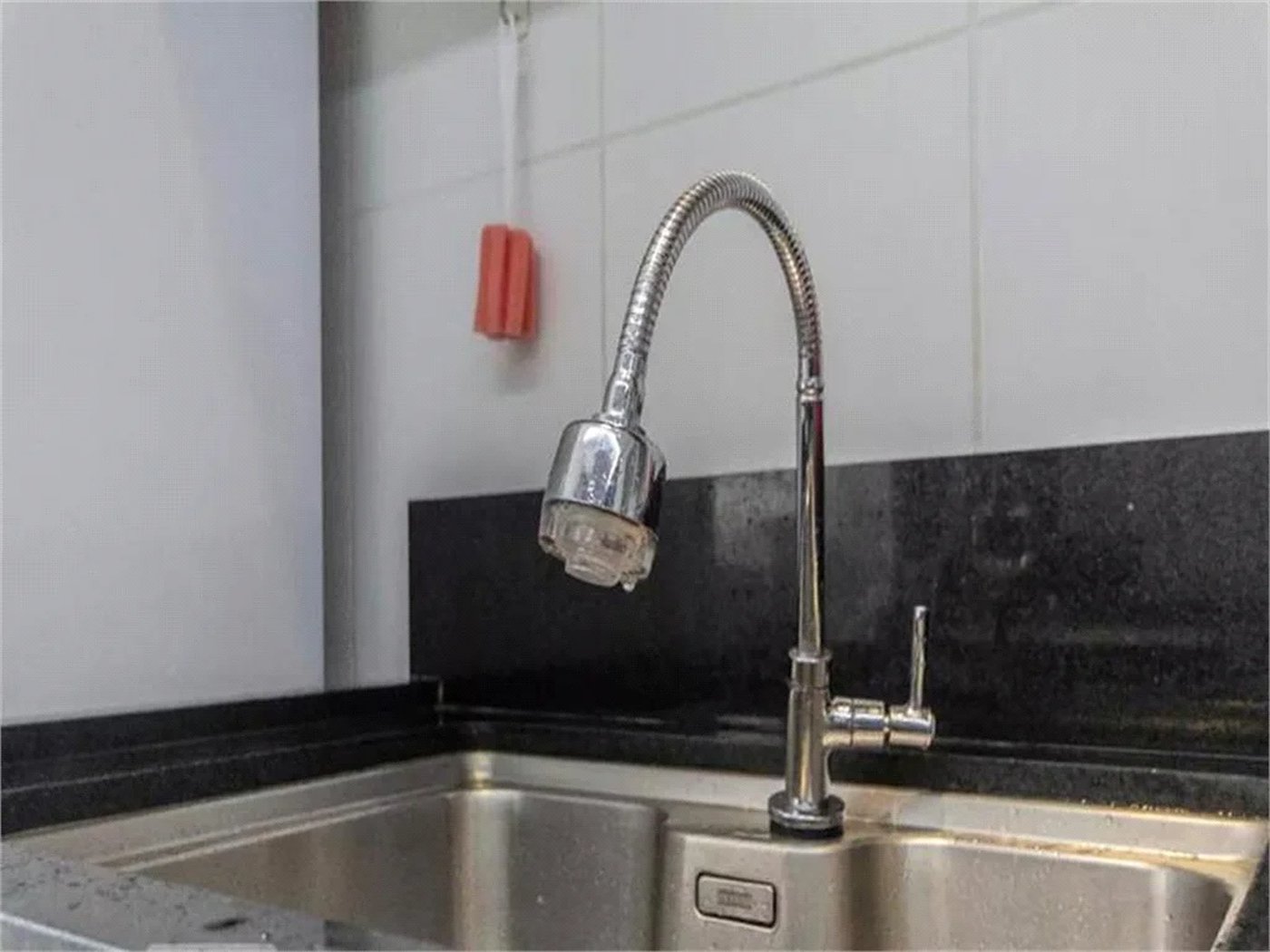Apartamento à venda com 3 quartos, sendo 1 suíte,  em Jardim Vazani, São Paulo, SP