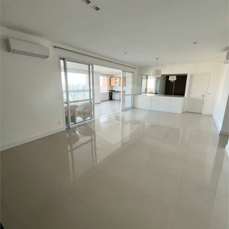 Apartamento à venda com 3 suítes em Vila Andrade, São Paulo, SP