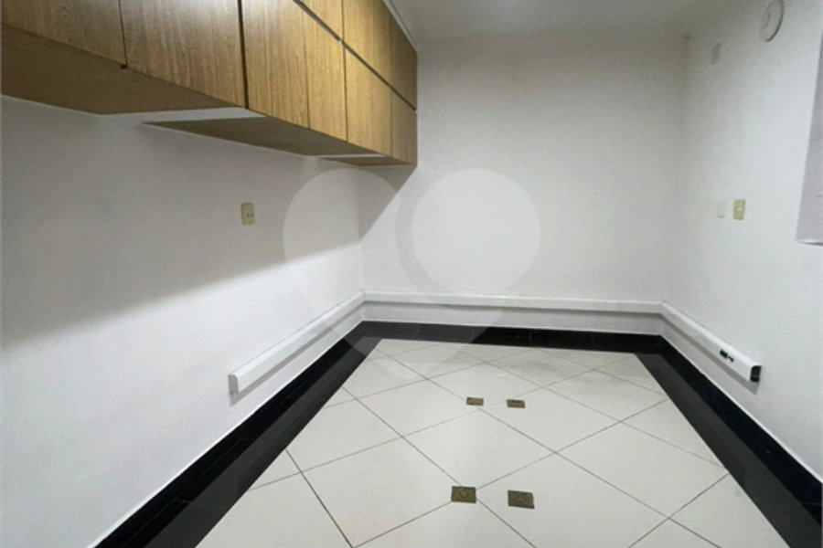 Sobrado à venda ou para alugar com 4 quartos, sendo 1 suíte,  em Tucuruvi, São Paulo, SP