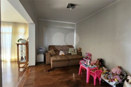 Apartamento à venda com 3 suítes no Centro, Araraquara, SP