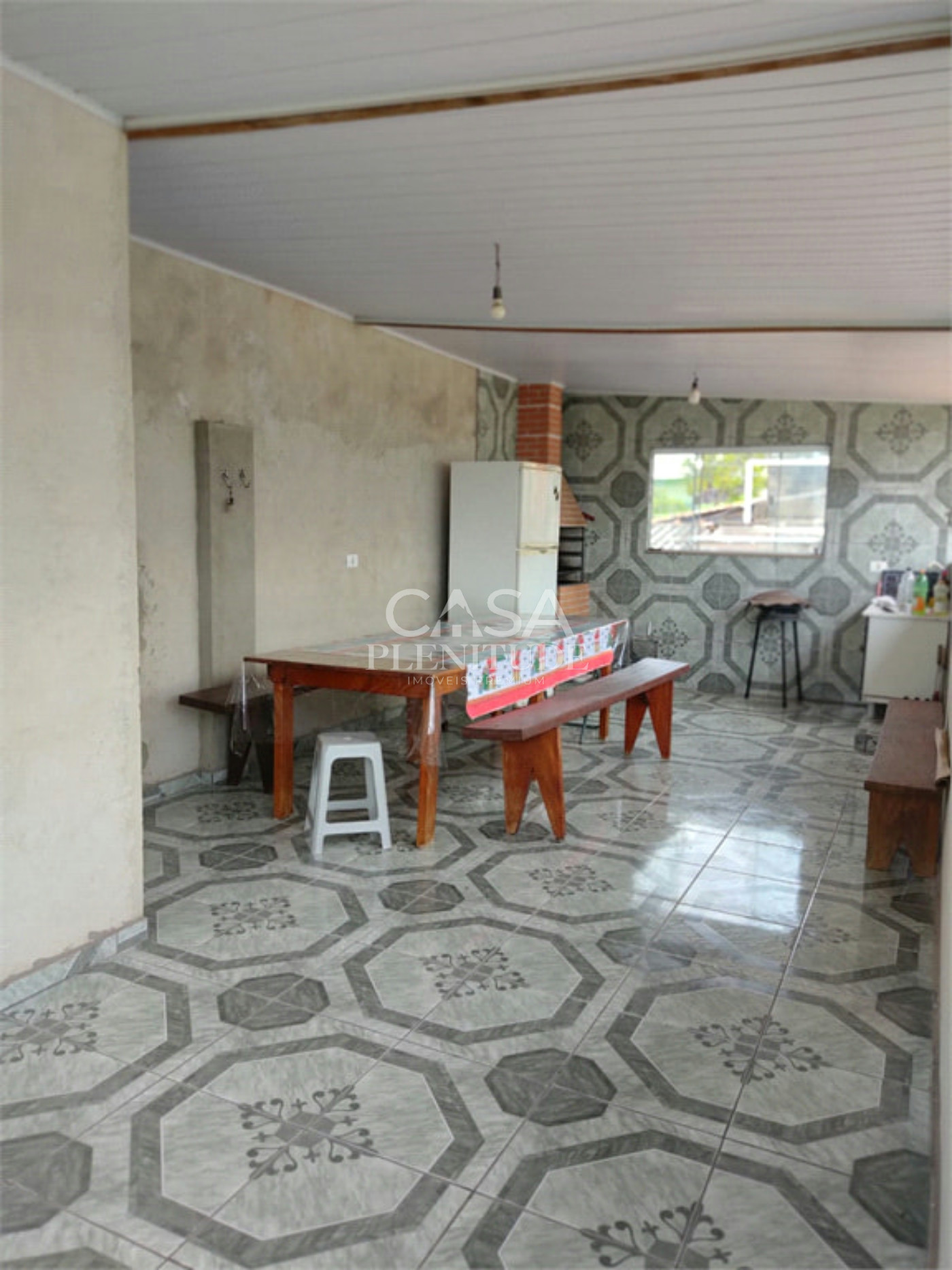 Casa à venda com 4 quartos, sendo 1 suíte, em Parque das Laranjeiras, Sorocaba, SP