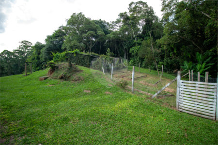 Sítio à venda com 14 quartos, sendo 4 suítes, em Gabriel Piza, São Roque, SP