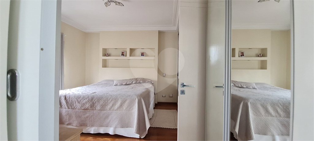 Sobrado à venda com 4 quartos, sendo 1 suíte, em Jabaquara, São Paulo, SP