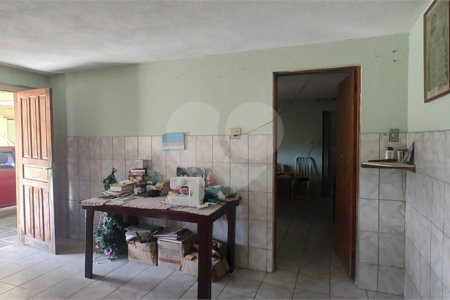 Chácara à venda com 3 quartos, sendo 1 suíte, no Centro, Nazaré Paulista, SP