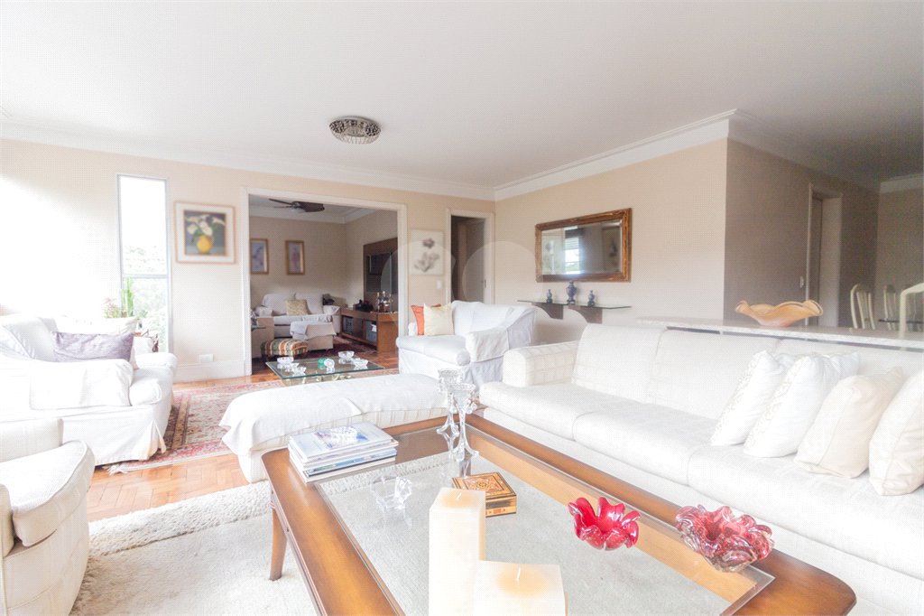 Apartamento à venda com 2 quartos, sendo 1 suíte, em Jardim Europa, São Paulo, SP