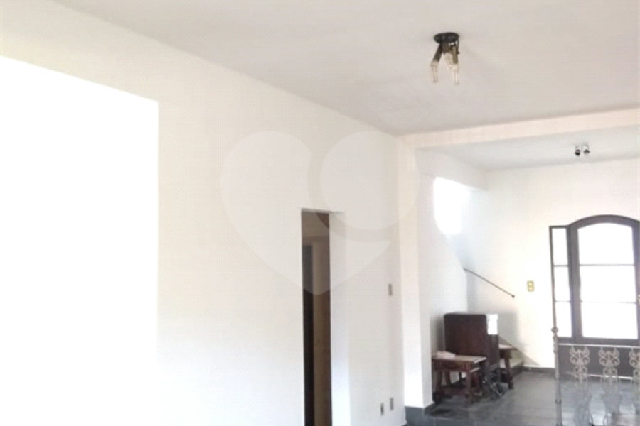 Sobrado à venda com 4 quartos, sendo 1 suíte,  em Santana, São Paulo, SP