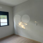 Casa à venda com 3 suítes no condomínio Reserva Ybyra, Atibaia - SP
