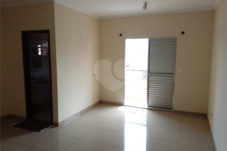 Sobrado à venda com 3 quartos, sendo 1 suíte,  em Vila América, Santo André, SP
