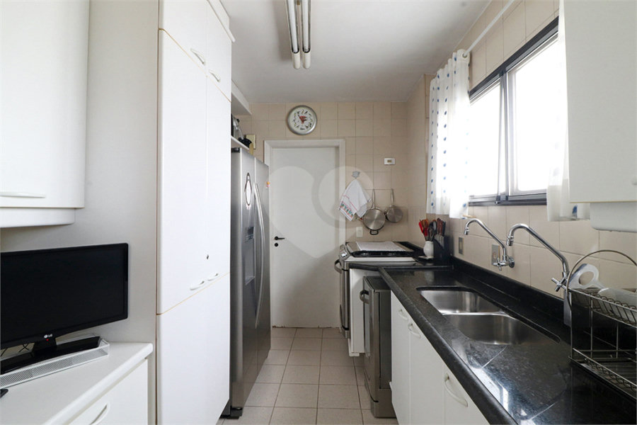 Apartamento à venda com 3 suítes em Vila Madalena, São Paulo, SP