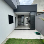 Casa à venda com 3 quartos, sendo 1 suíte, no condomínio Condomíno Helena Maria, Sorocaba - SP