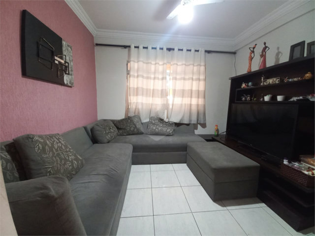 Casa à venda com 3 quartos, sendo 1 suíte,  em Vila Lucia, São Paulo, SP