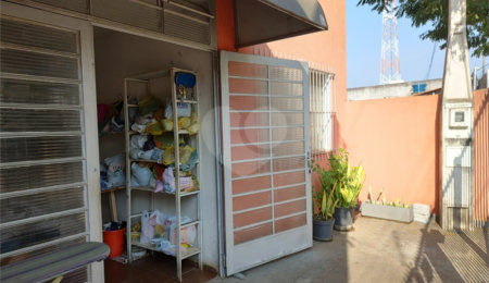 Sobrado à venda com 3 quartos no Centro, Jarinu, SP