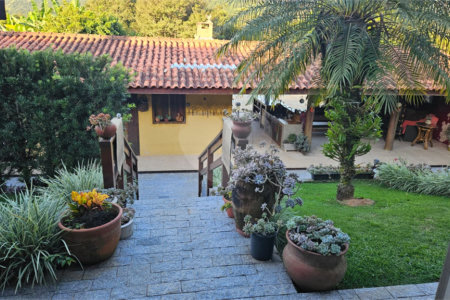 Casa Térrea à venda com 4 quartos, sendo 1 suíte, em Jardim Centenário, Atibaia, SP