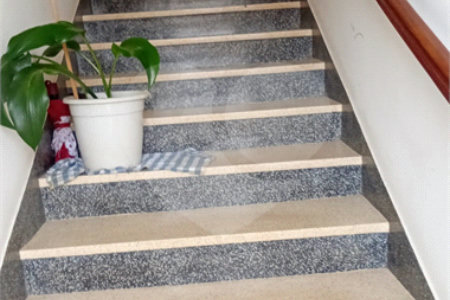 Casa à venda ou para alugar com 7 quartos, sendo 1 suíte,  em Vila Mogilar, Mogi das Cruzes, SP