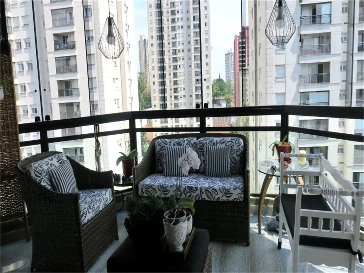 Apartamento à venda com 3 quartos, sendo 2 suítes, em Jardim Parque Morumbi, São Paulo, SP