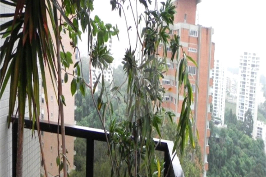 Sobrado à venda com 4 quartos em ANHANGUERA, São Paulo, SP