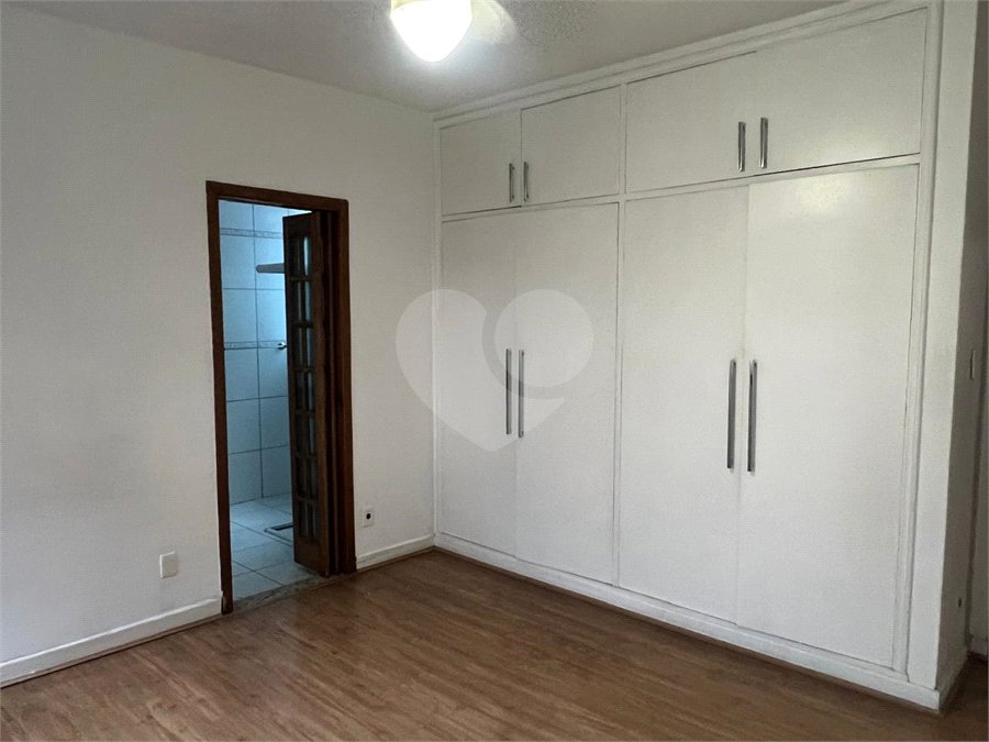 Sobrado à venda com 4 quartos, sendo 3 suítes, em Santana, São Paulo, SP