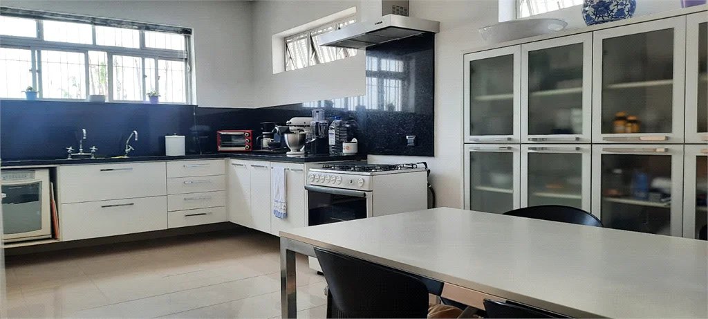 Casa à venda ou para alugar com 3 suítes em Alto da Lapa, São Paulo, SP