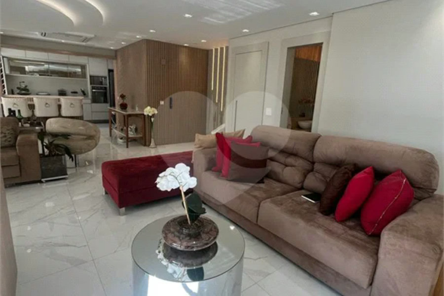 Apartamento à venda com 3 suítes em Santa Teresinha, São Paulo, SP